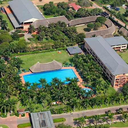 Speke Resort And Conference Center Kampala Exterior foto